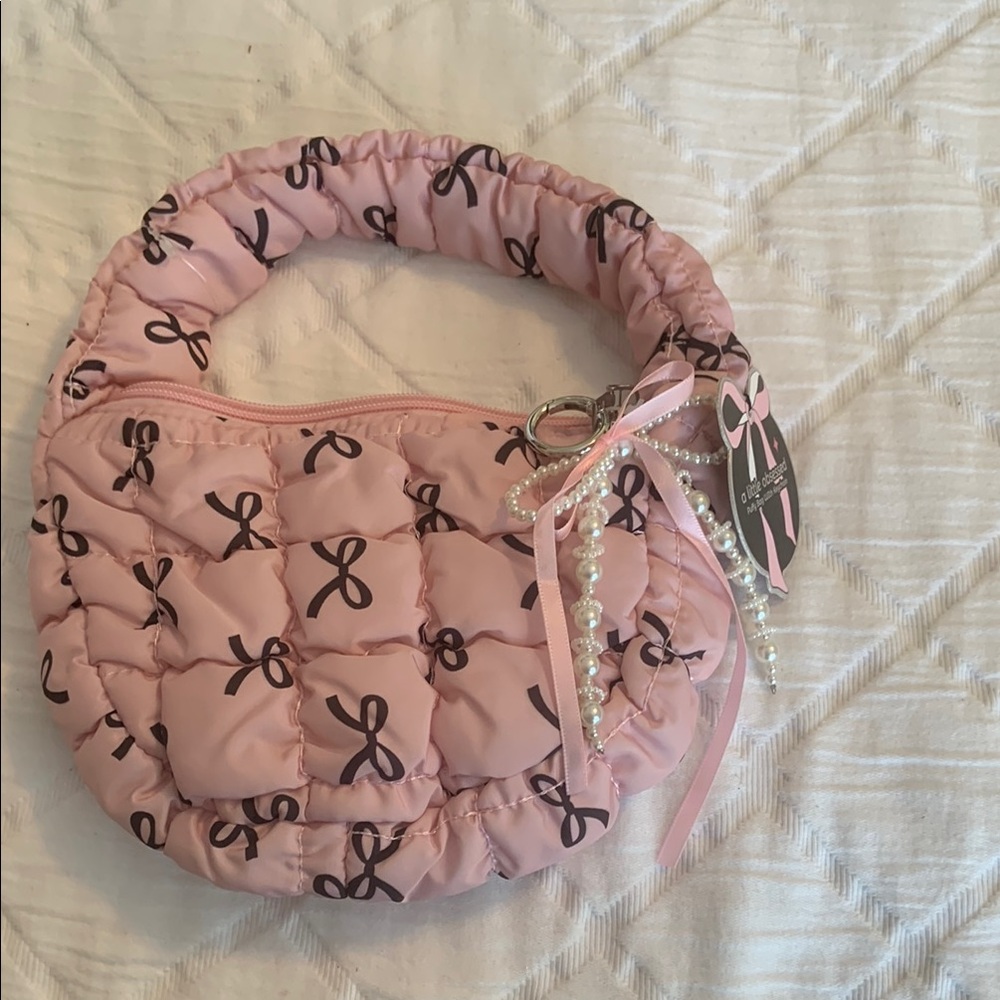 Chic Pink Puffy Bag with Bow and Pearls